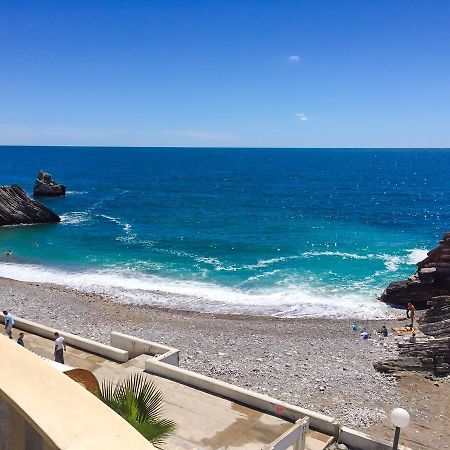 Beach Apartment Rafailovici Luaran gambar