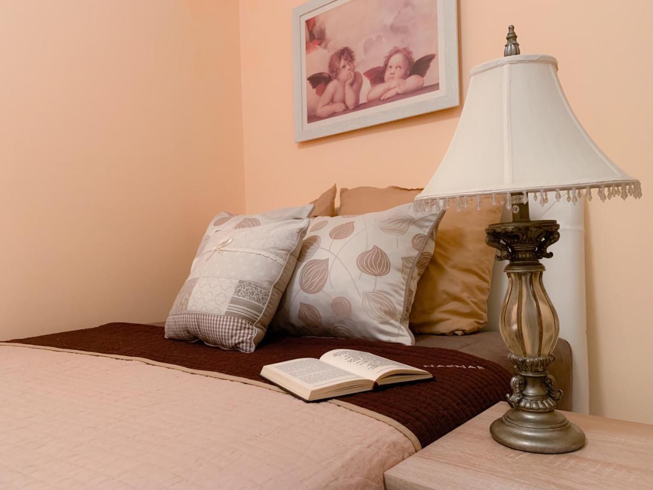 Beach Apartment Rafailovici Luaran gambar
